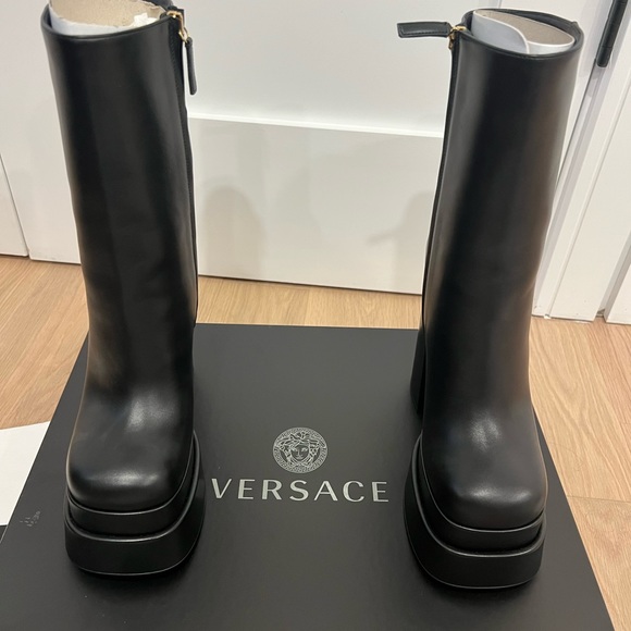 Versace Aevitas Platform Boots size 37 BRAND NEW - Picture 4 of 6
